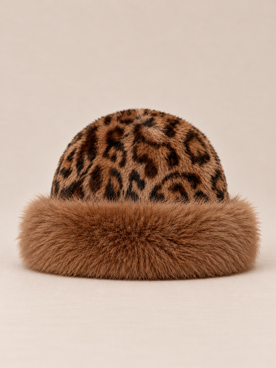 Leopar Kürklü Bere